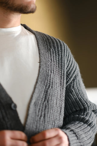 Pamuklu Kalın Örgü V Yaka Triko Hırka